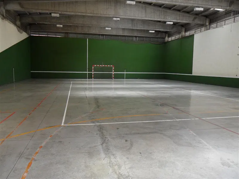 I E S Ángela Figuera B H I - Centro de educación secundaria en Sestao - foto 2