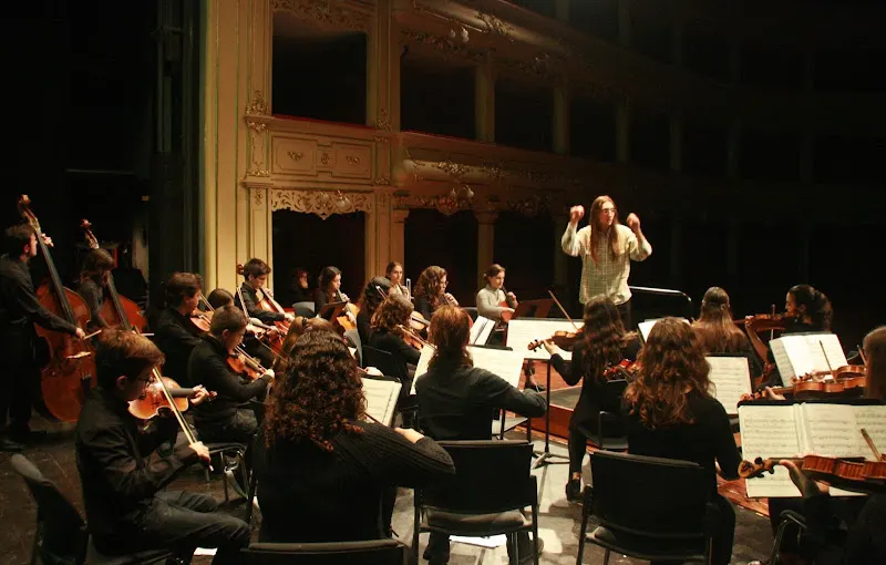 Conservatori Professional de Música I Dansa de Menorca - Centro educativo en Mao - foto 2
