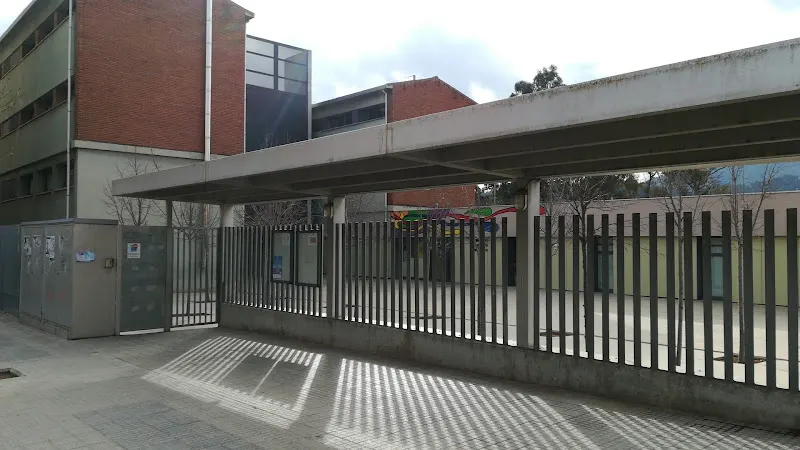 Escuela La Vinyala - Escuela de primaria en Hospitalet de Llobregat (L) - foto 2