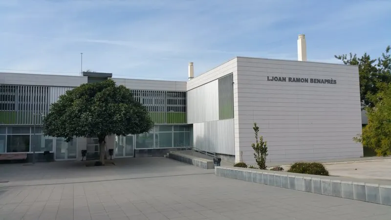 Institut Joan Ramon Benaprès - Instituto de secundaria en Sitges - foto 2