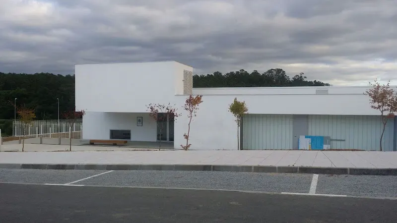 Escola Infantil Pública Galiña Azul - Centro escolar en Ames - foto 2