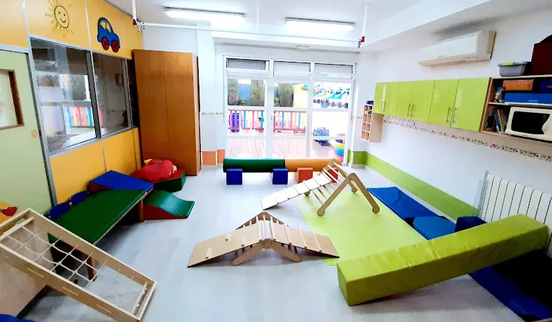 Colegio Rosa Molas - Onda