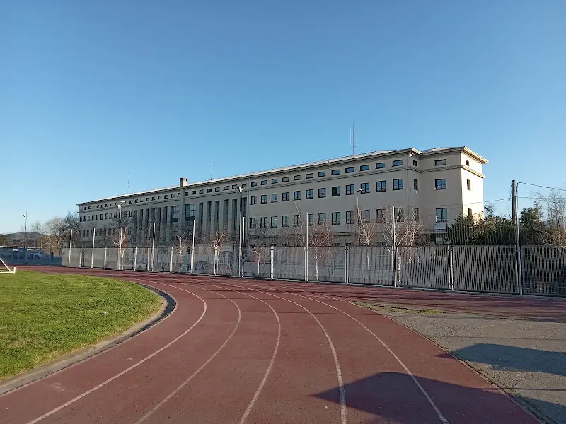 IES Erandio BHI - Instituto de secundaria en Barakaldo - foto 2