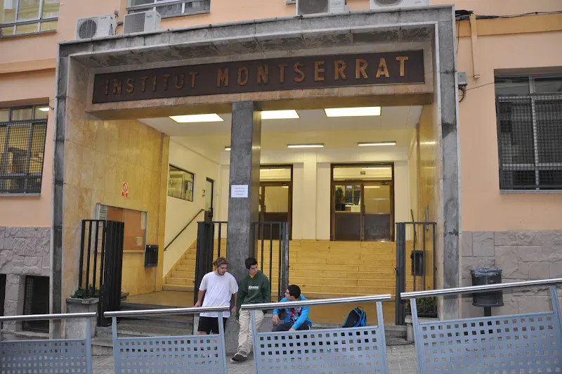 Instituto Montserrat - Instituto de secundaria en Barcelona - foto 2