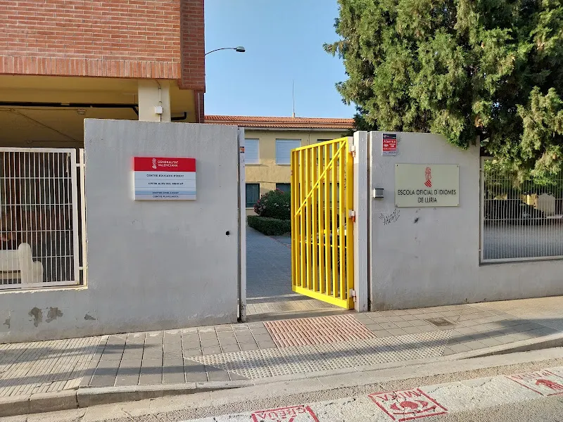 Centre Públic de Formació de Persones Adultes Alts del Mercat - Llíria
