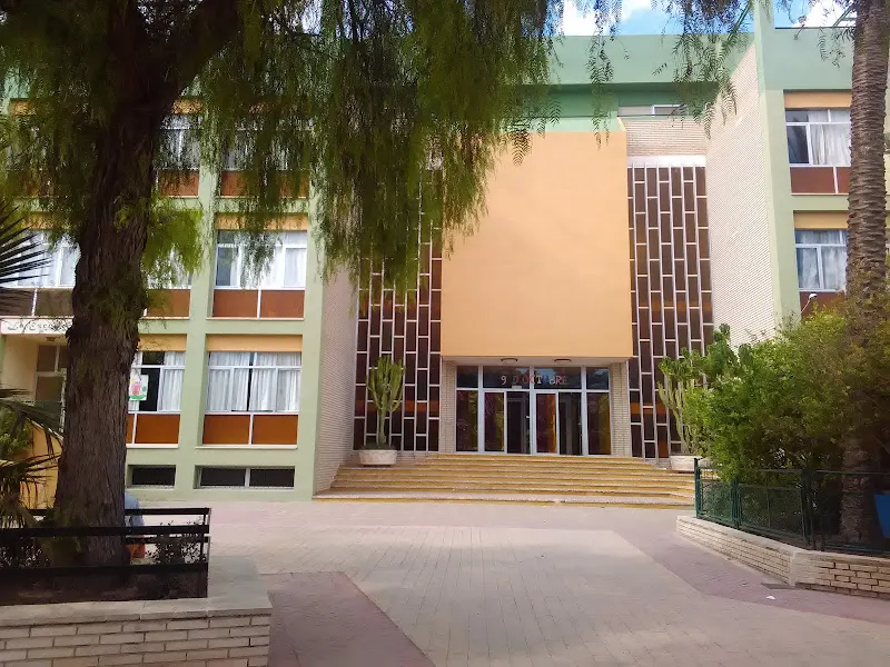 C.E.B.A.T. Centro Estudios Básicos Atlas