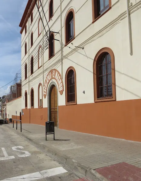 Instituto Mediterrania - Instituto de secundaria en Santa Coloma de Gramenet - foto 3