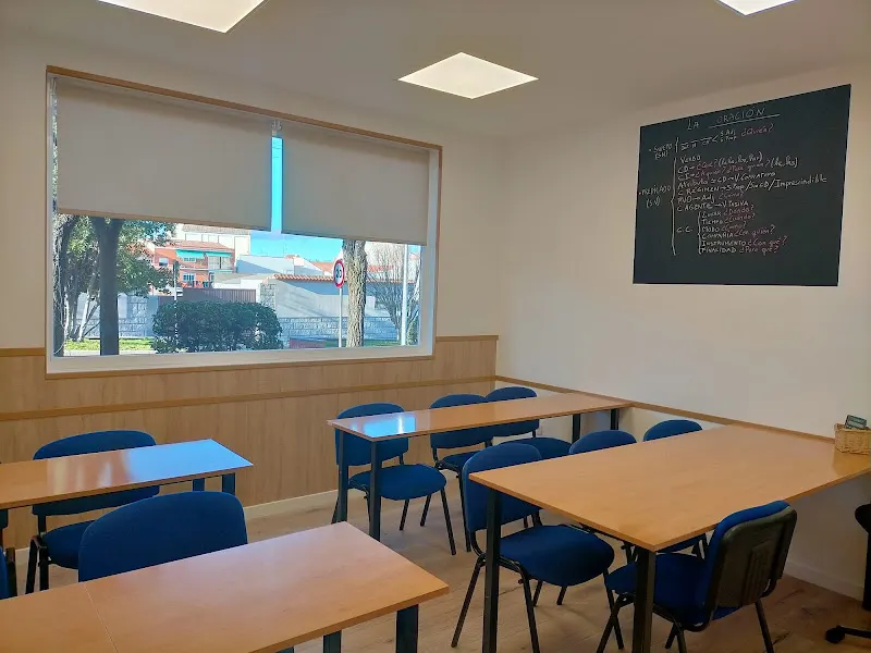 Academia Menphis - Centro educativo en Navalcarnero - foto 2