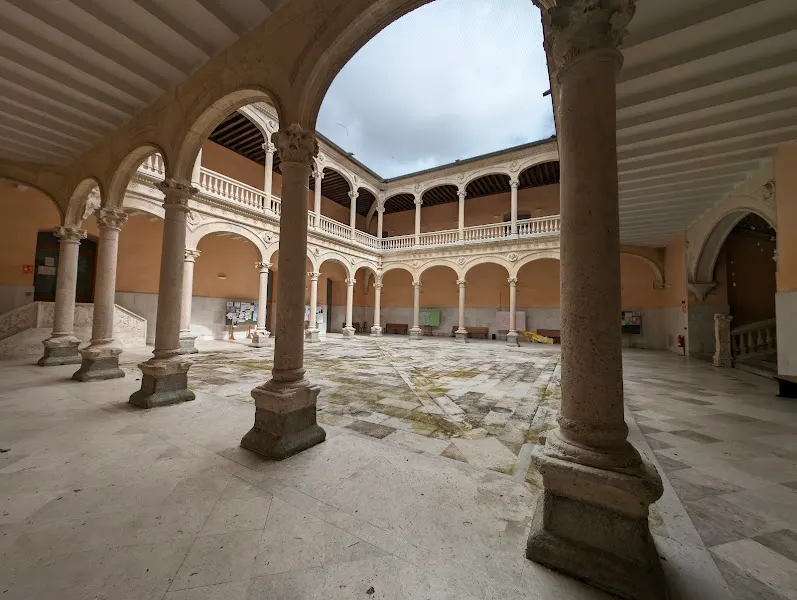 Centro Público de Educación de Personas Adultas Bernal Díaz del Castillo