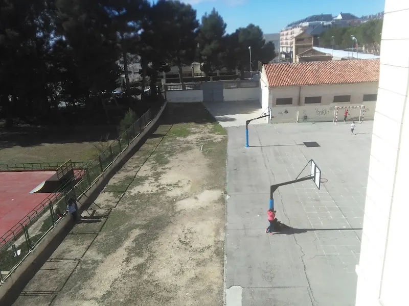 IES Número 1 - Requena