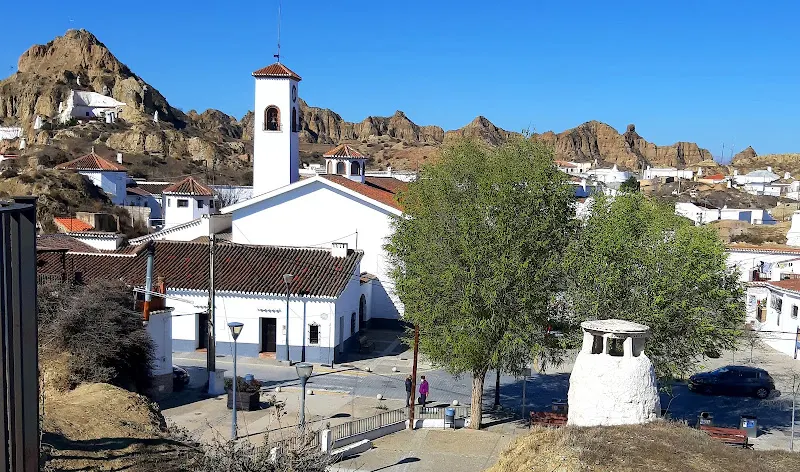 Colegio Infantil y Primaria Padre Poveda - Centro educativo en Guadix - foto 2