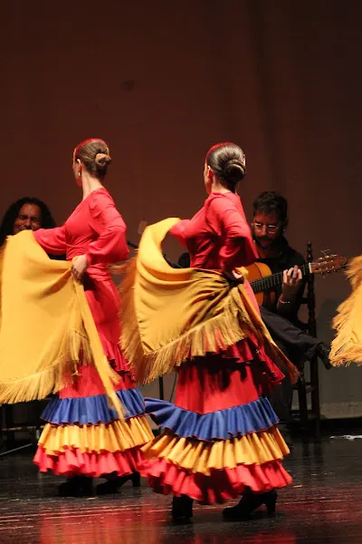 Escuela de Danza Manoli García - Escuela de ballet en Almoradi - foto 2