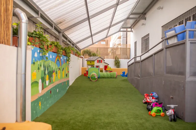C.E.I. CBS Pre-School Bormujos - Centro educativo en Bormujos - foto 2