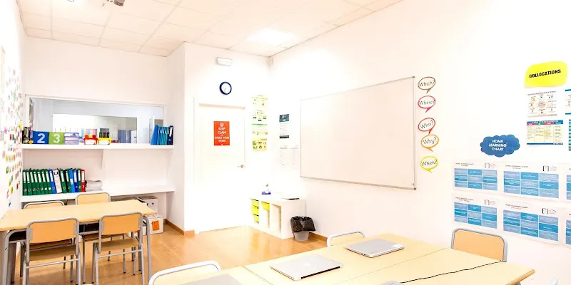 CBS Language Academy Bormujos