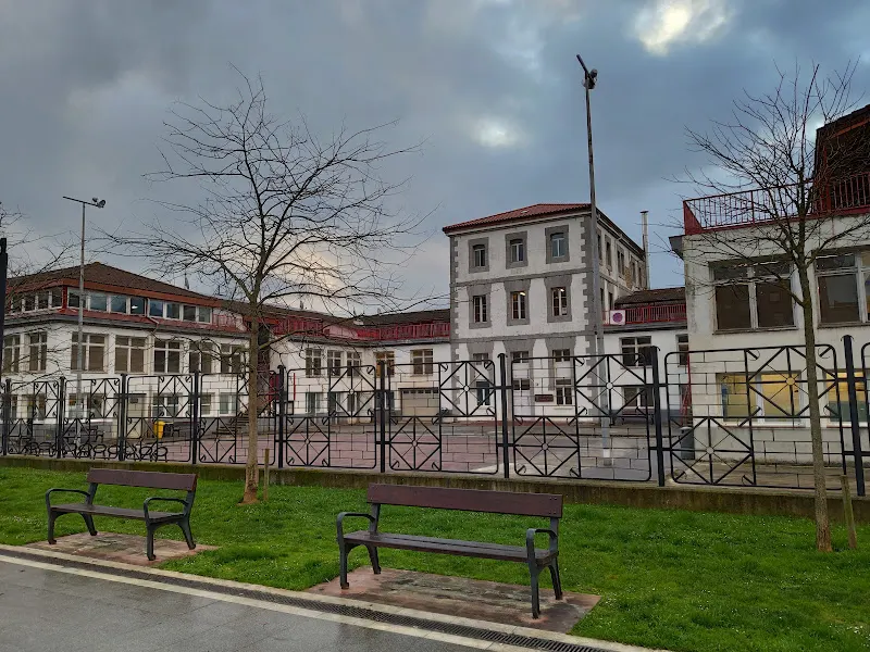Laudio BHI - Instituto de secundaria en Laudio/Llodio - foto 2