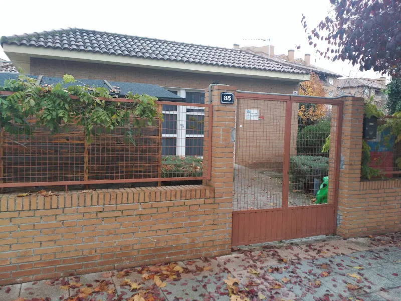 Escuela De Educación Infantil Casa De Niños La Morera - Humanes de Madrid