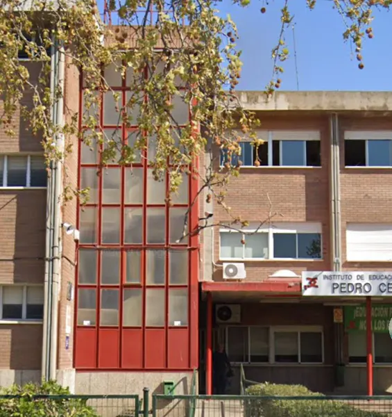 IES "Pedro Cerrada" - Instituto de secundaria en Utebo - foto 2