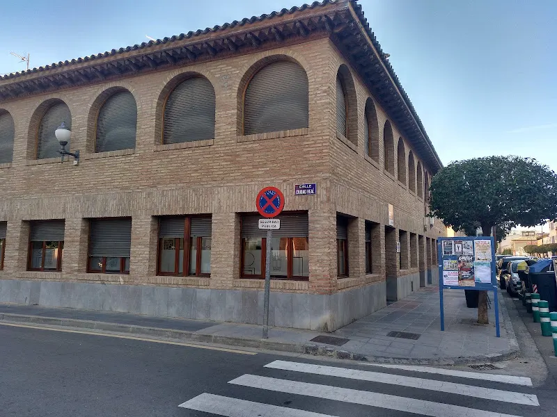Escuela Oficial de Idiomas - Centro educativo en Utebo - foto 2