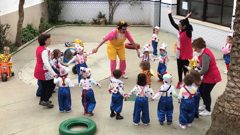 Centro Educación Infantil LA LUNA colaborador Junta de Andalucía - Guardería en Pozoblanco - foto 2