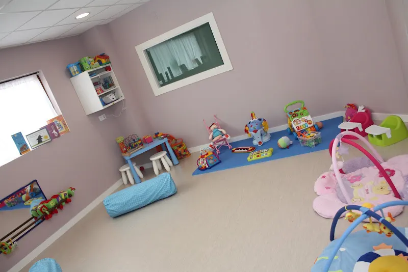 CENTRO INFANTIL LUNARES - El Astillero