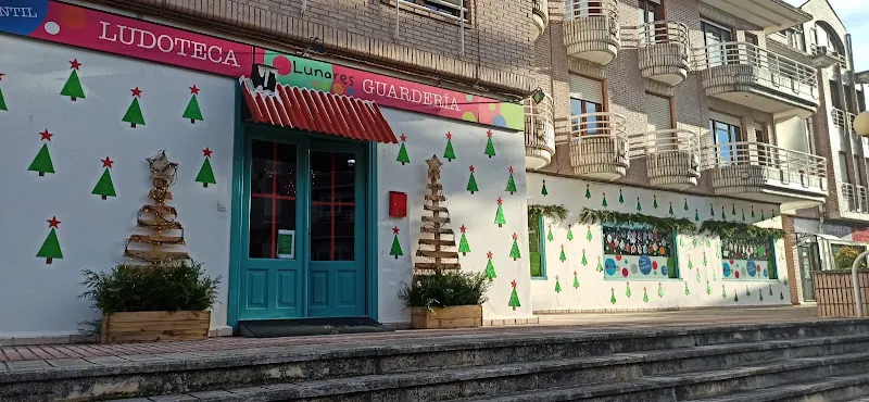 CENTRO INFANTIL LUNARES - Centro de educación preescolar en Astillero (El) - foto 2