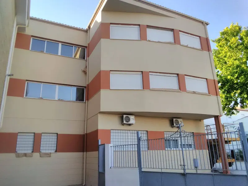 Instituto de Educación Secundaria Andrés de Vandelvira - Instituto de secundaria en Baeza - foto 2