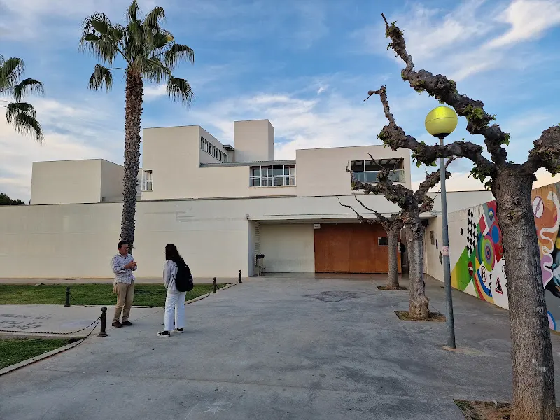 Institut Torredembarra - Instituto de secundaria en Torredembarra - foto 2