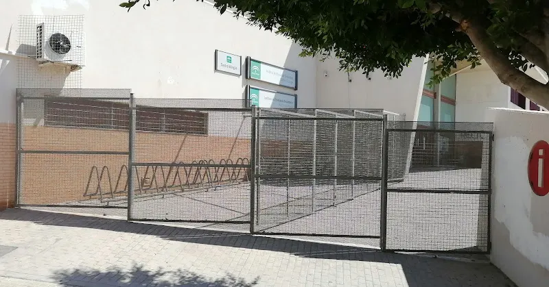 IES Carmen de Burgos - Instituto de secundaria en Huercal de Almeria - foto 2