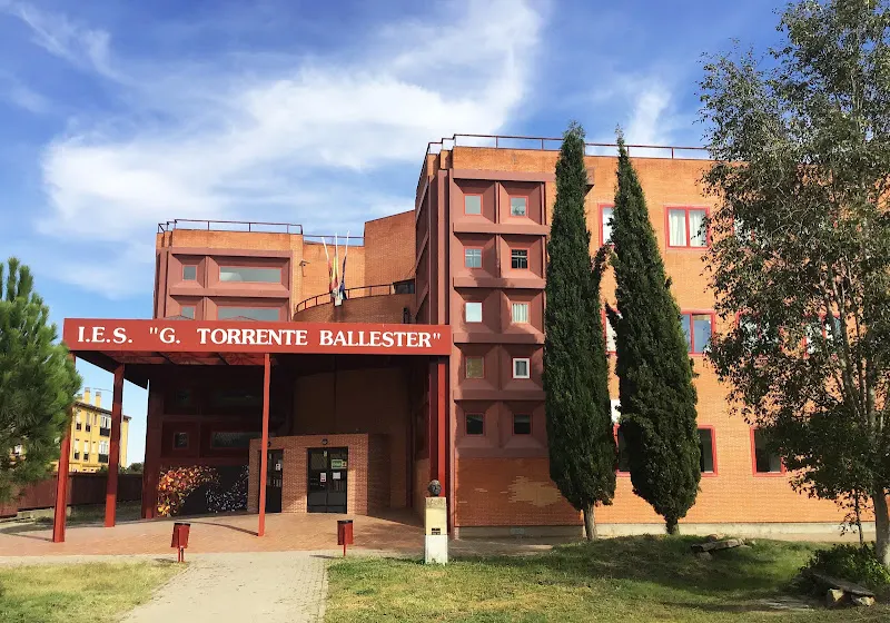 I.E.S. G. Torrente Ballester - Santa Marta de Tormes