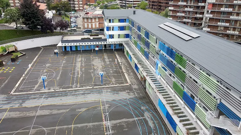 Iraurgi Ikastetxea - Centro educativo en Azpeitia - foto 2