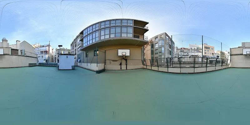 Granès Batxillerat - Instituto de secundaria en Barcelona - foto 2