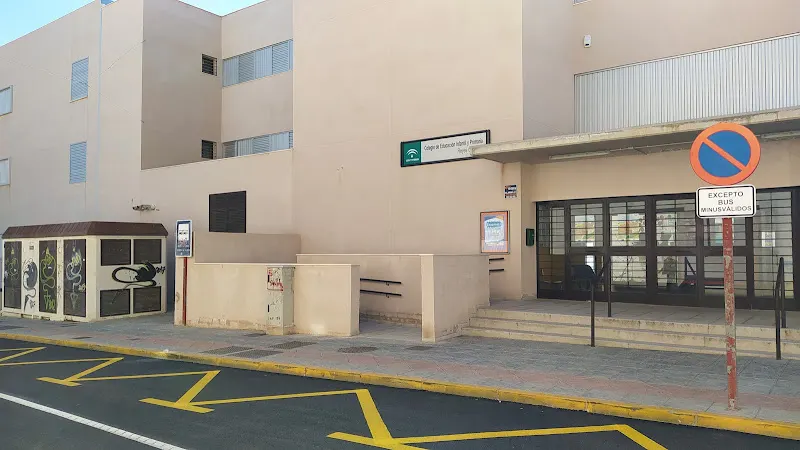 Escuela de Educación Infantil Campanillas - Guardería en Vera - foto 2