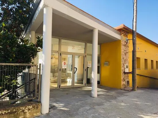 Escola Pública Cau De La Guineu - Colegio público en Corbera de Llobregat - foto 3