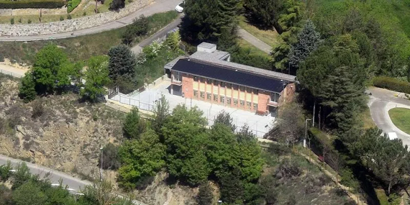 Escola Pública Castell-Ciutat Zer Urgellet - La Seu dUrgell