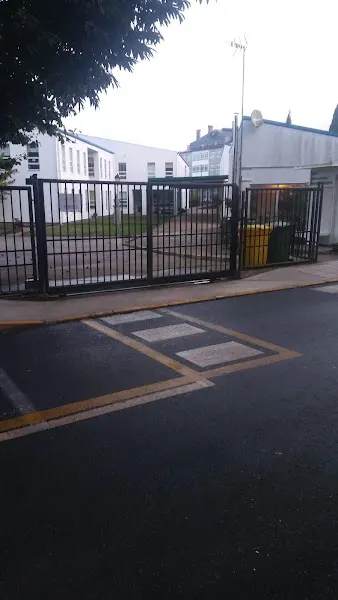 CEIP Alfonso Rodríguez Castelao - Colegio público en Ordes - foto 2