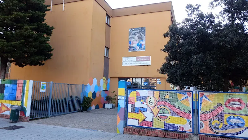 IES Bernardino de Escalante - Laredo