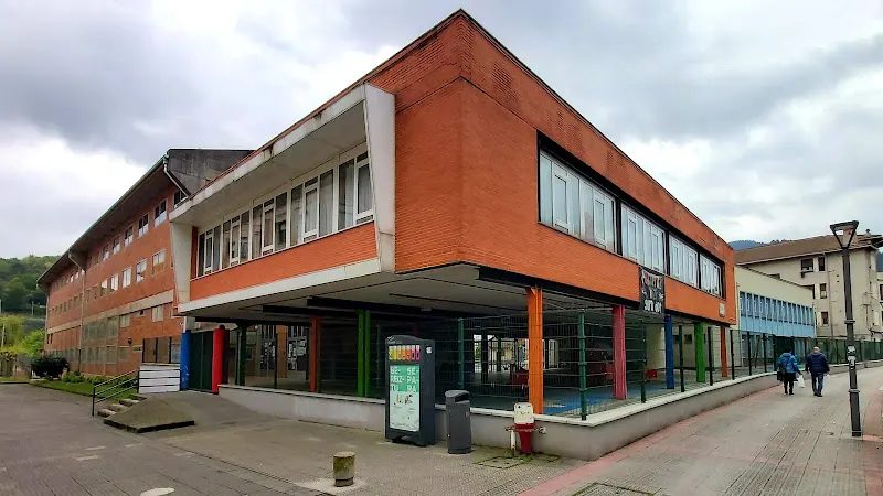 Partzuergoko Haur Eskola Arrigorriagako Haurreskola - Colegio público en Arrigorriaga - foto 3