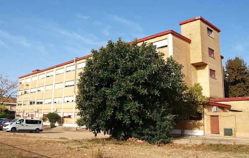 Colegio Público Fuenteplata - Colegio público en Gibraleon - foto 3