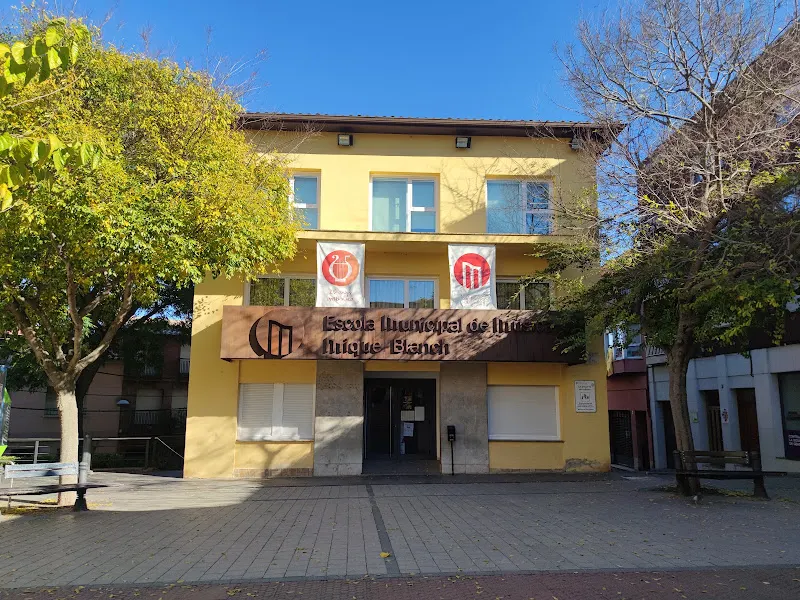 Escola de Musica Miquel Blanch - Centro educativo en Castellbisbal - foto 2
