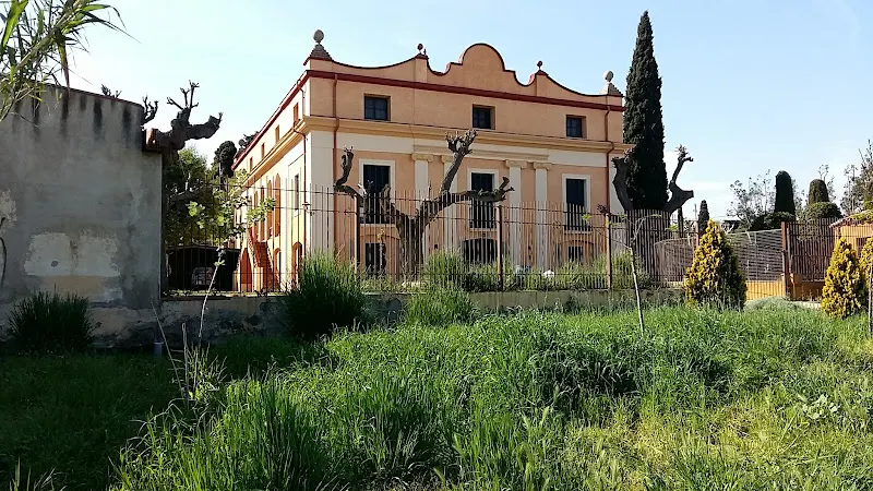 Antigues Escoles de Sant Miquel del Cros