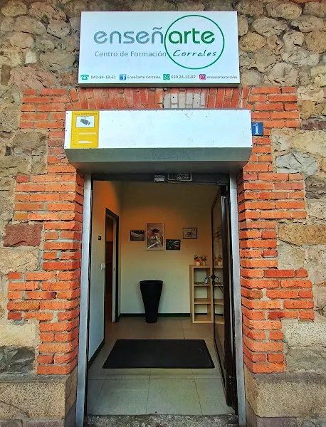 IES María Telo - Instituto de secundaria en Corrales de Buelna (Los) - foto 3