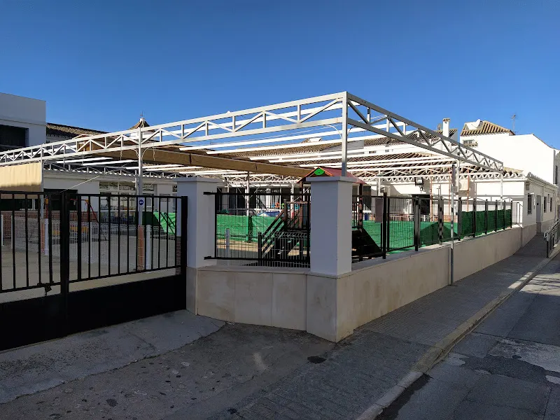 CEIP Inspectora Isabel Alvarez - Colegio público en Puebla de Cazalla (La) - foto 3