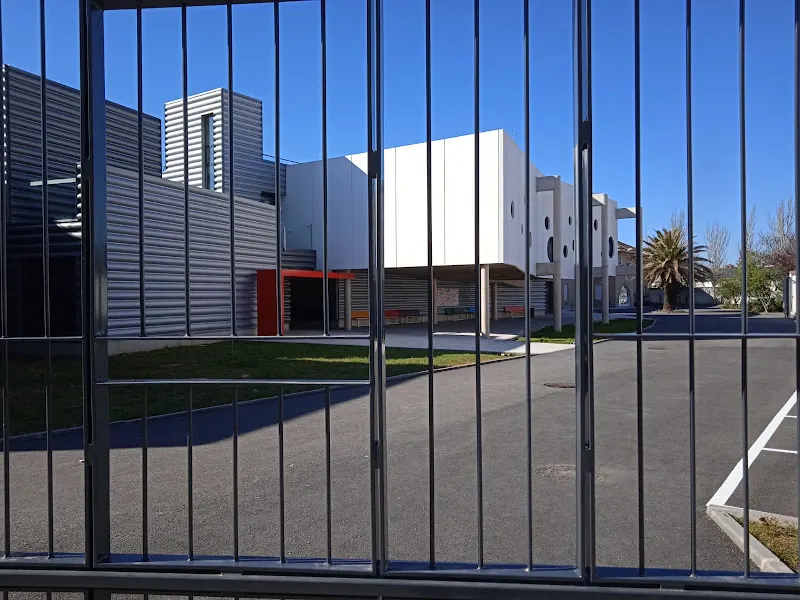 I.E.S. Santa Rosa de Lima. - Villarrubia de los Ojos