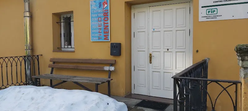 Centro de Educación Para Adultos - Tineo