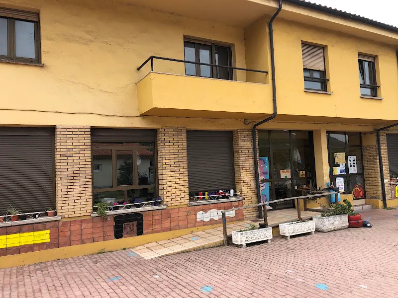 COLEGIO PÚBLICO DE LOGREZANA - Colegio público en Carreno - foto 2