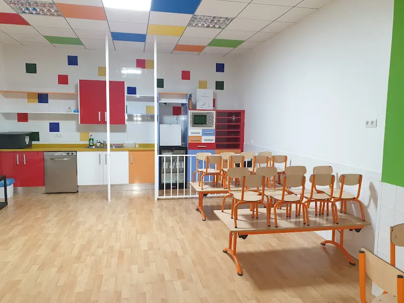 Escuela infantil pública World Dream(antigua “Patín”)