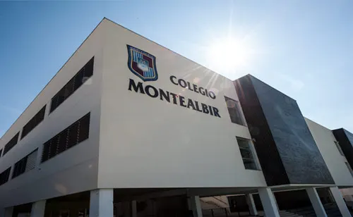 CEIP Maestros del Casar - Colegio público en Casar (El) - foto 3