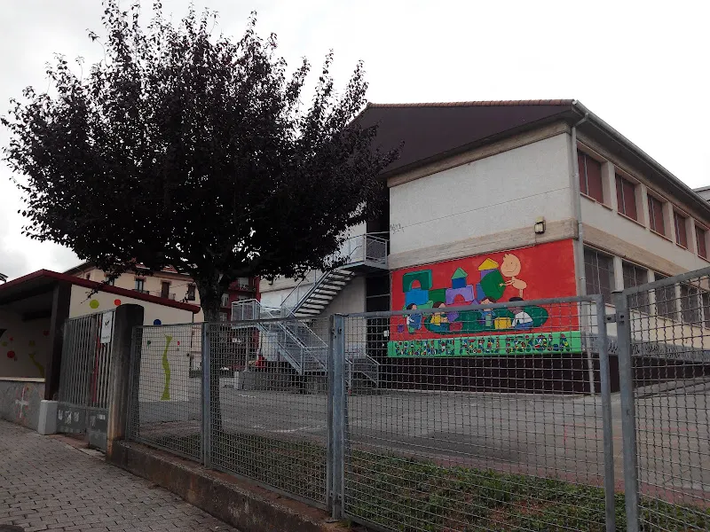 Colegio Público Elizalde - Colegio público en Oiartzun - foto 2