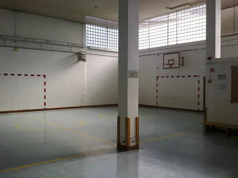 Ortueta BHI / IES Ortuella BHI - Instituto de secundaria en Ortuella - foto 2
