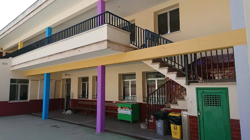 Escuela Infantil Ei Taperons - Colegio público en Campos - foto 3